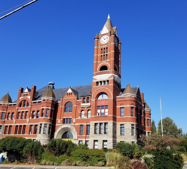 county-courthouse-park-photo